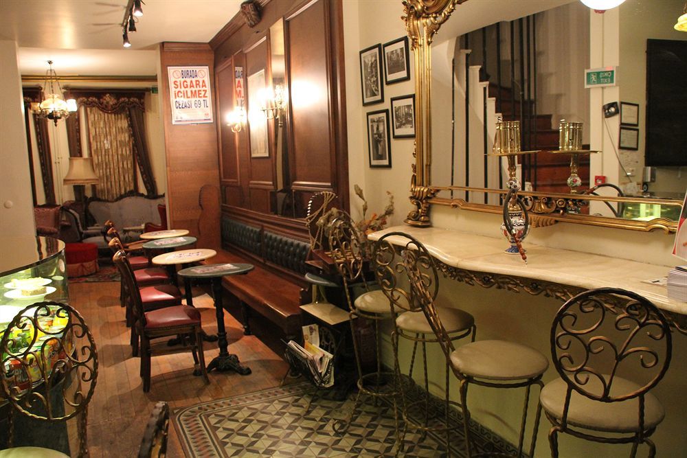 Auberge de jeunesse Chambers Of The Boheme à Istambul Extérieur photo